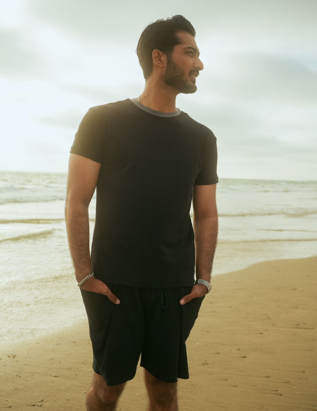 Ribbed Short Sleeve Ringer Crewneck T-Shirt